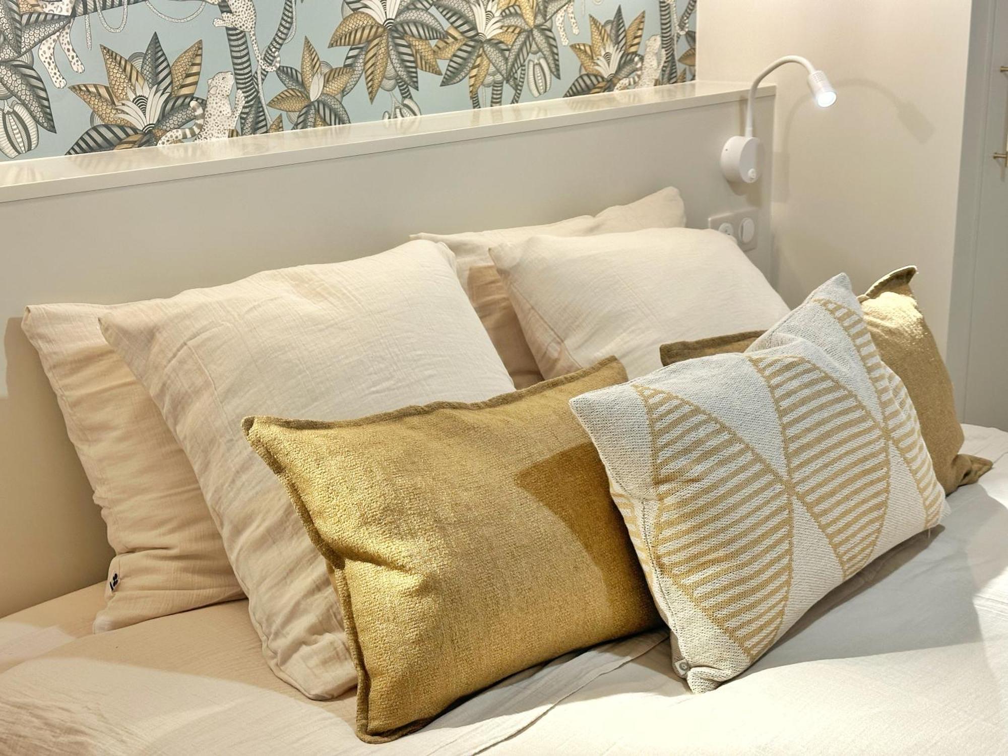 La Maison Cavet 5 Appartements De Standing Au Coeur Du Village Sanary-sur-Mer Zewnętrze zdjęcie